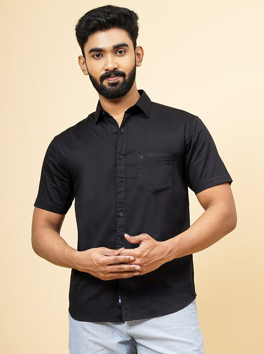 Black Solid Slim Fit Casual Shirt | Greenfibre