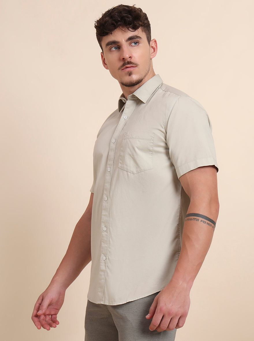 Off-White Solid Smart Fit Semi Casual Shirt | Greenfibre