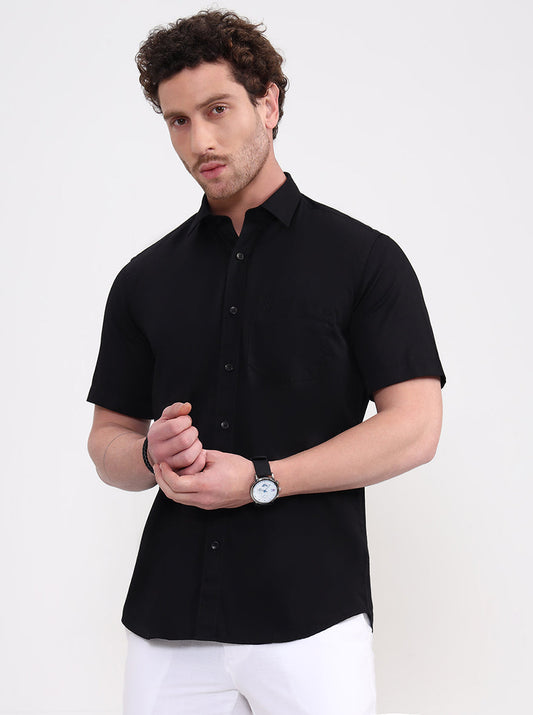 Black Solid Smart Fit Semi Casual Shirt | Greenfibre