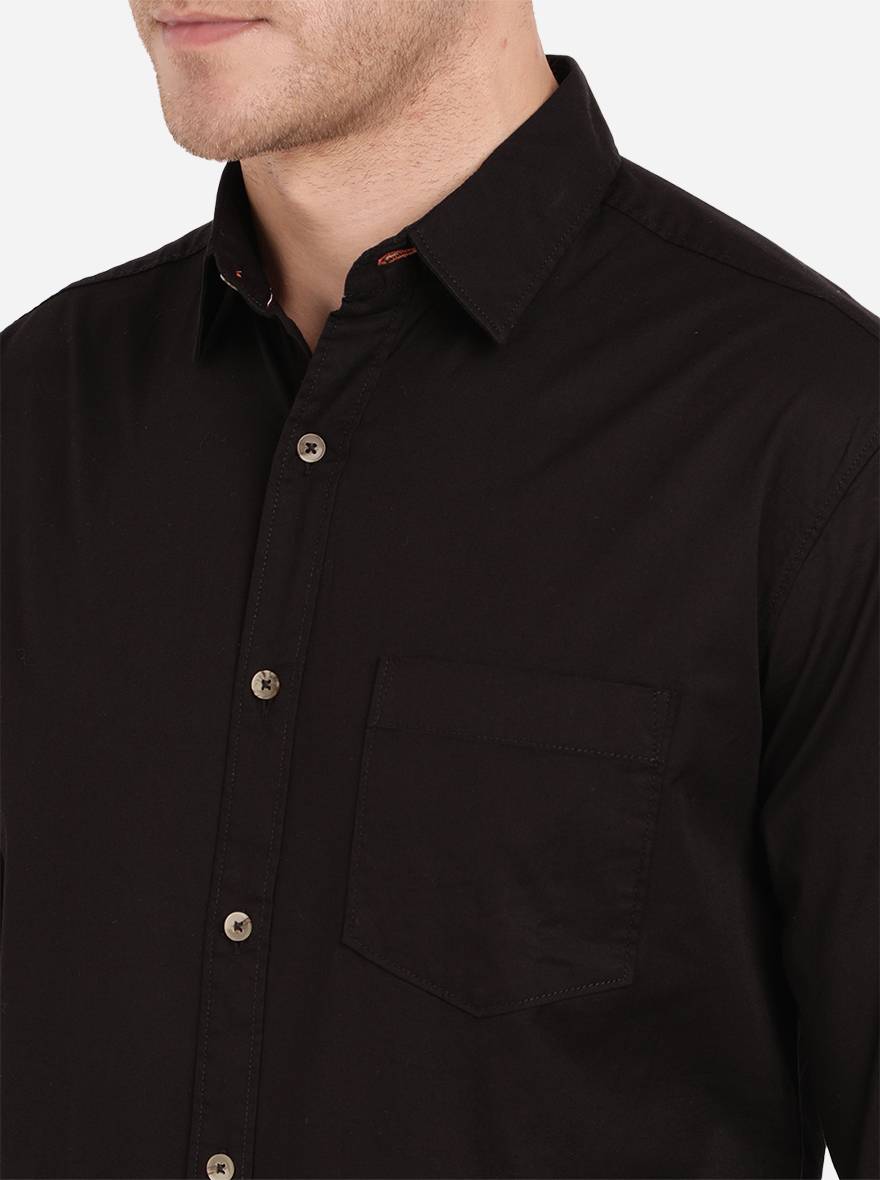 Jet Black Solid Slim Fit Semi Casual Shirt | Greenfibre