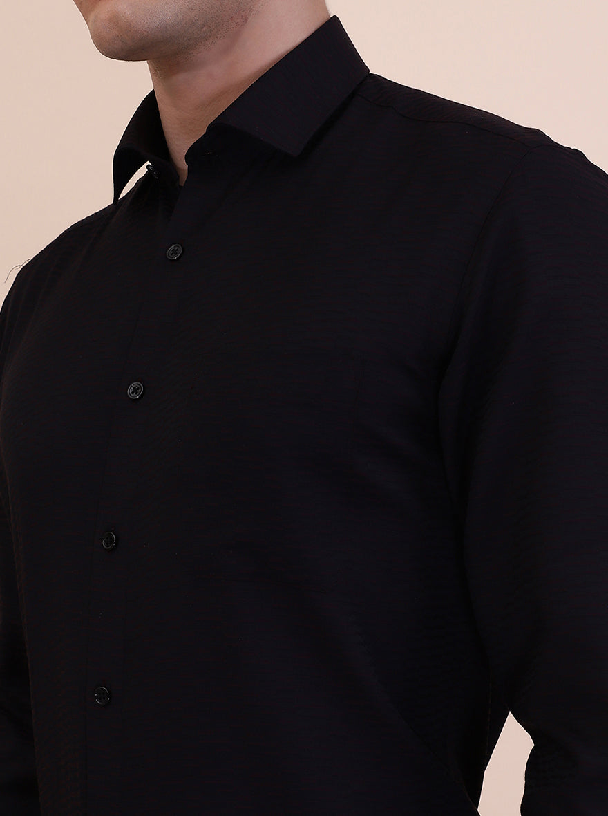 Maroon Solid Slim Fit Formal Shirt | Greenfibre