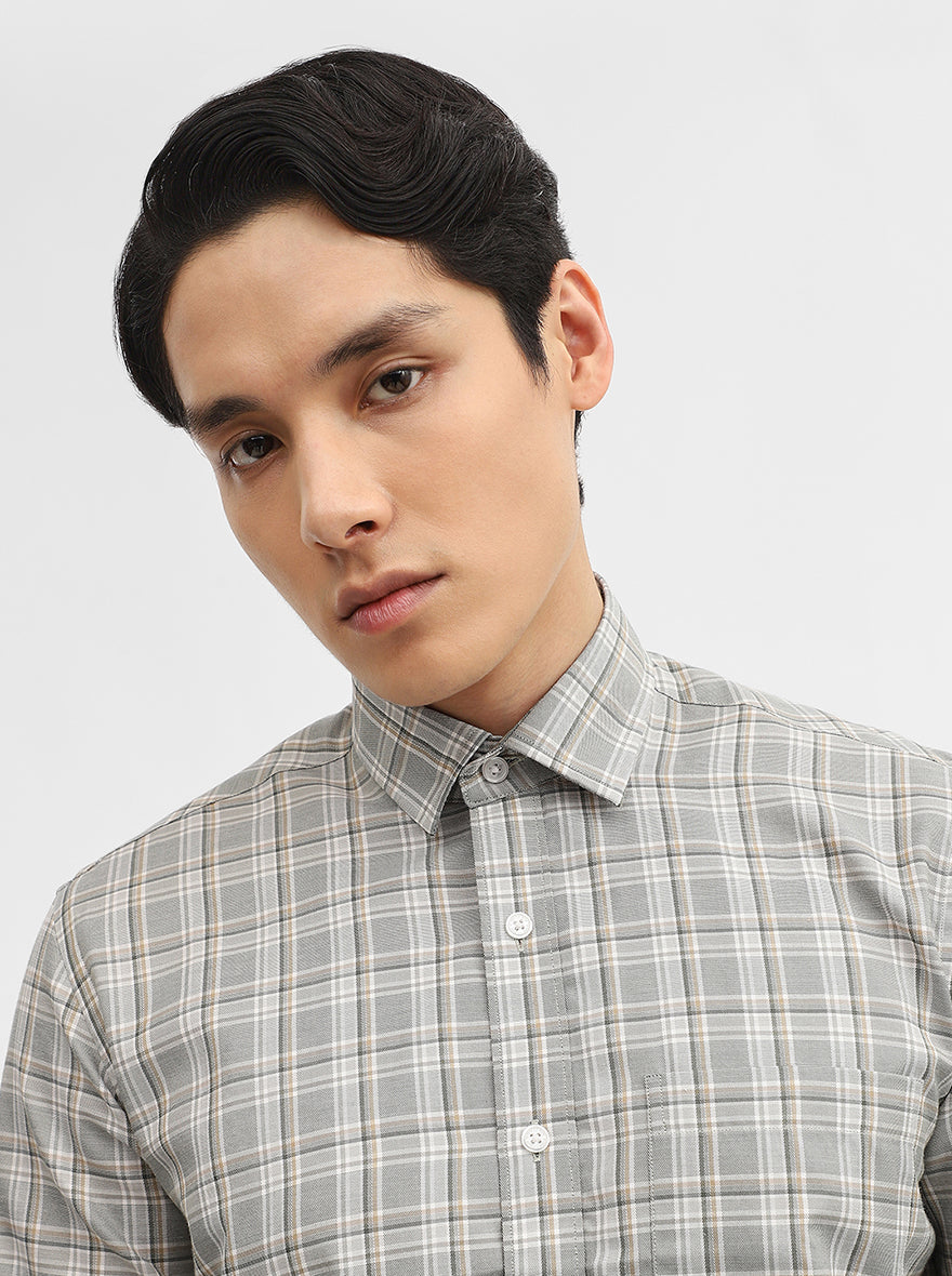 Olive Checked Tailored Fit Semi Casual Shirt | Greenfibre