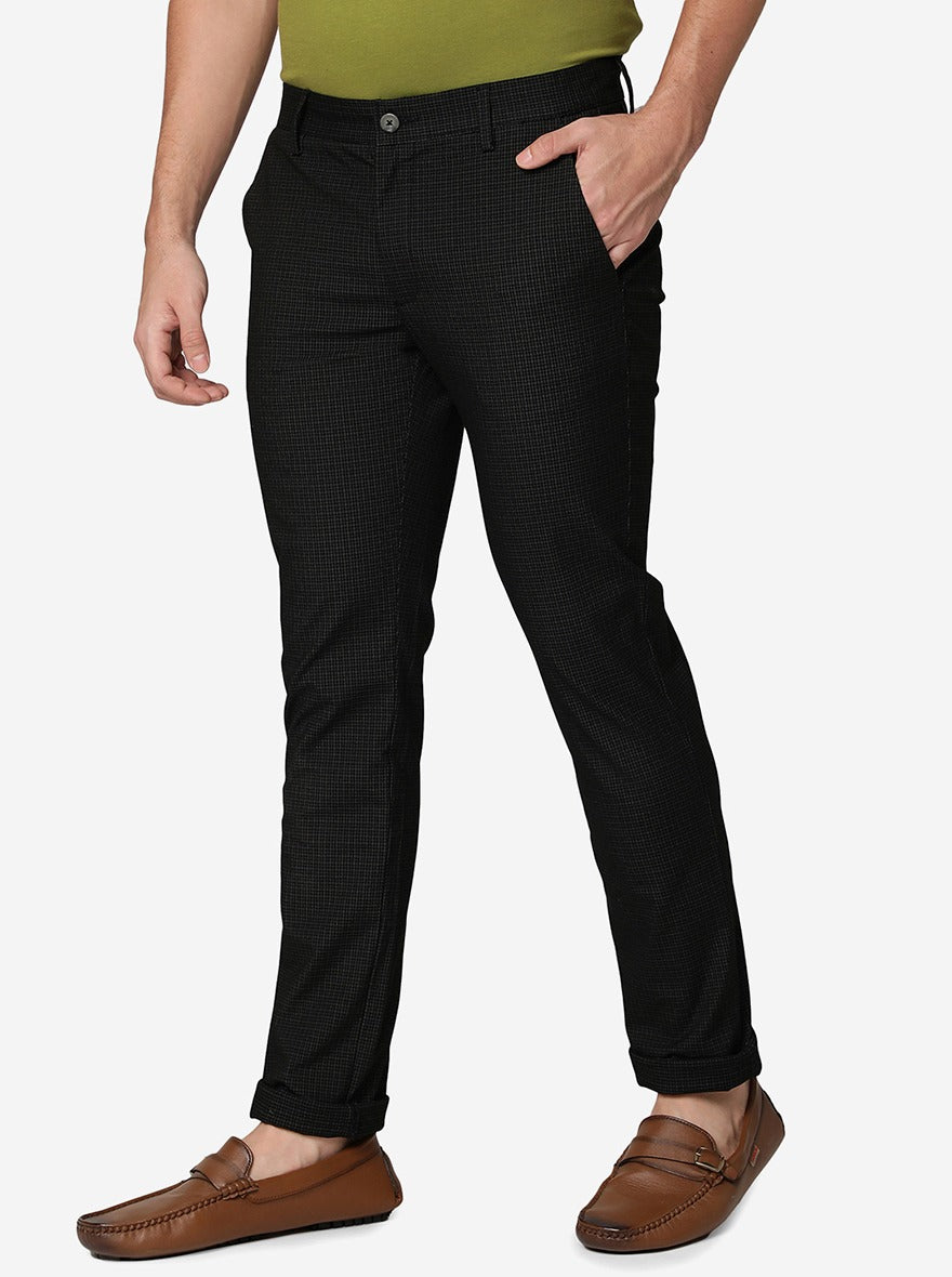 Black Solid Super Slim Fit Casual Trouser | Greenfibre