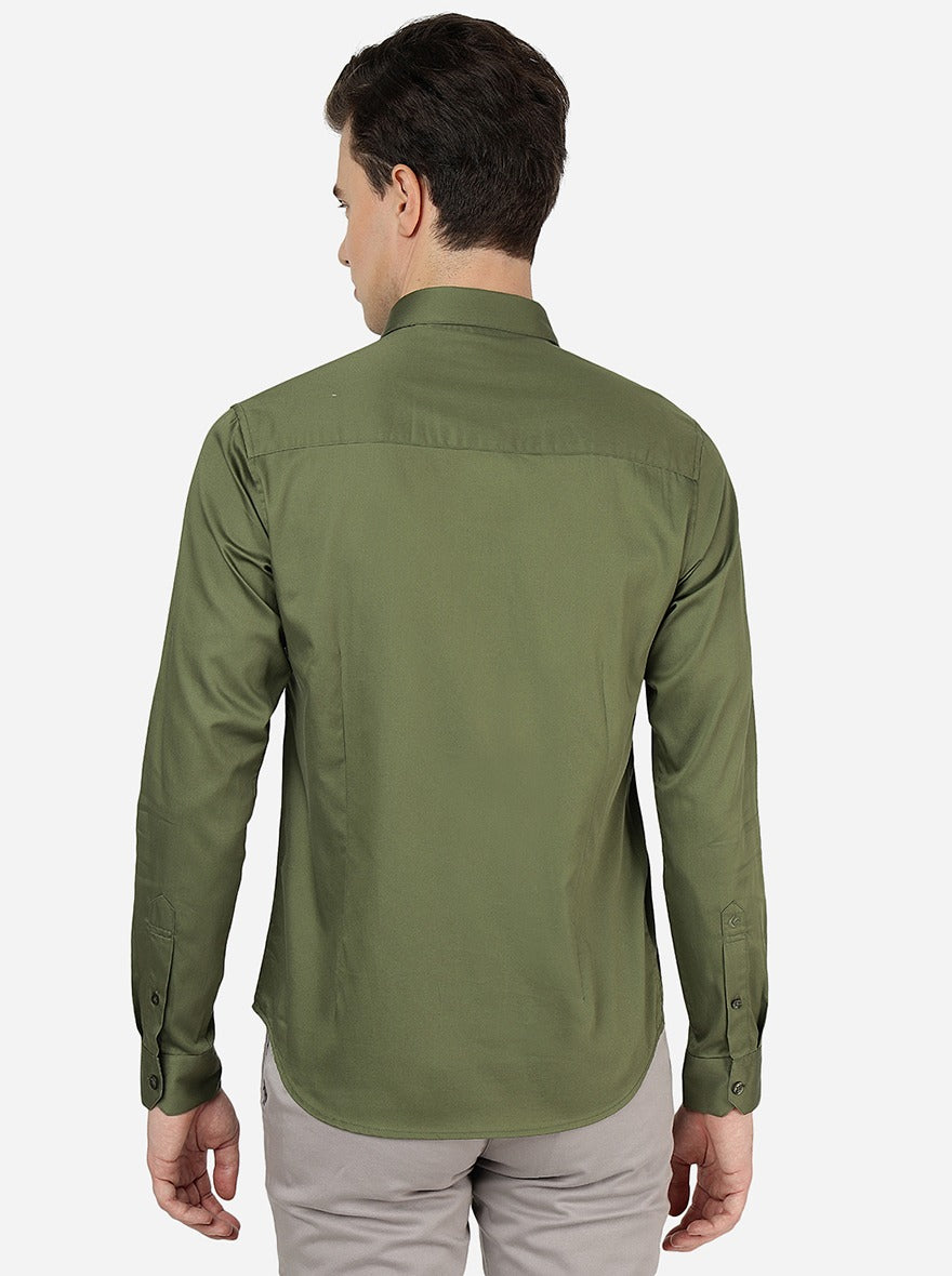 Comfrey Green Solid Slim Fit Casual Shirt | Greenfibre