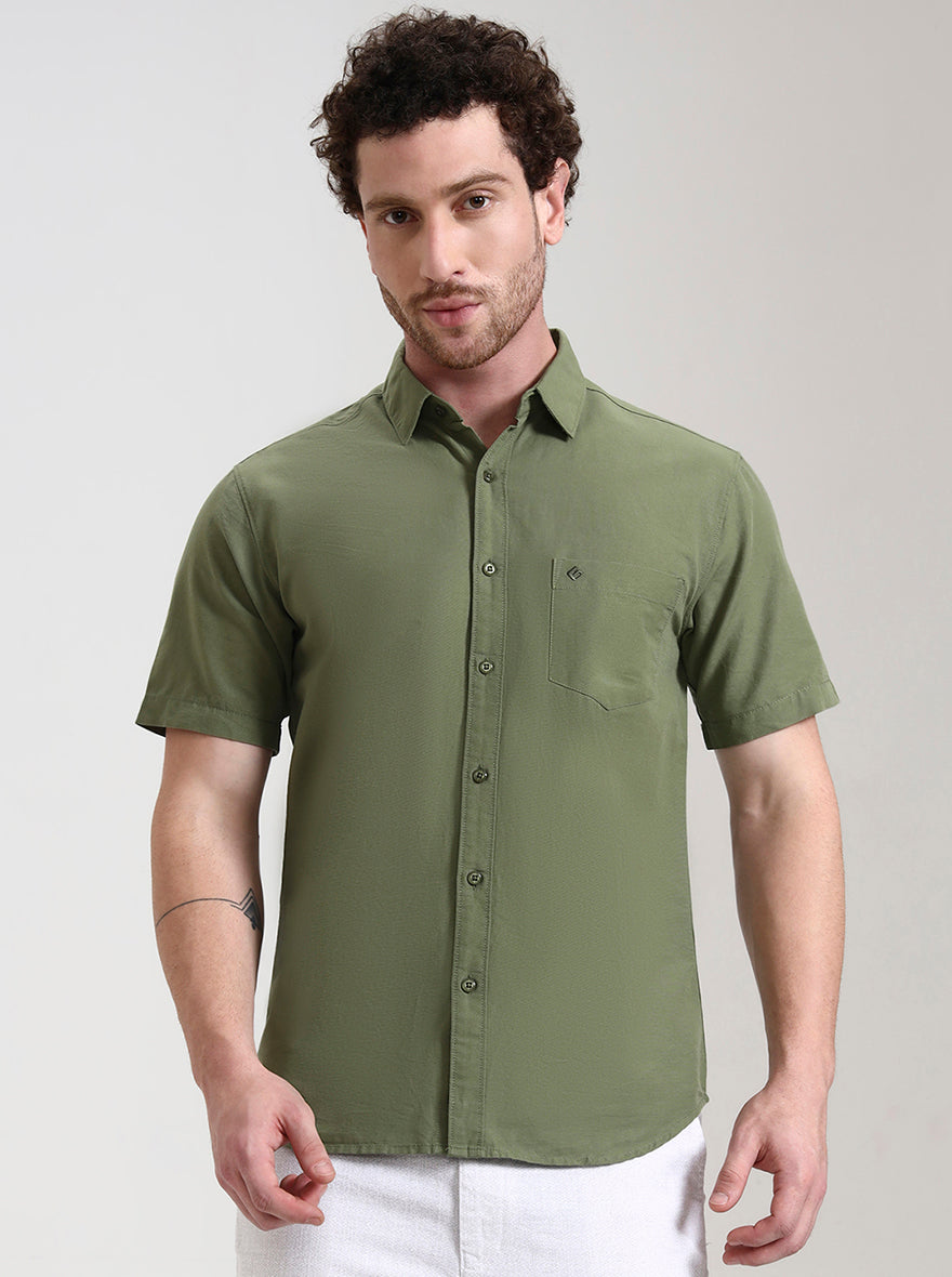 Pista Green Solid Slim Fit Casual Shirt | Greenfibre
