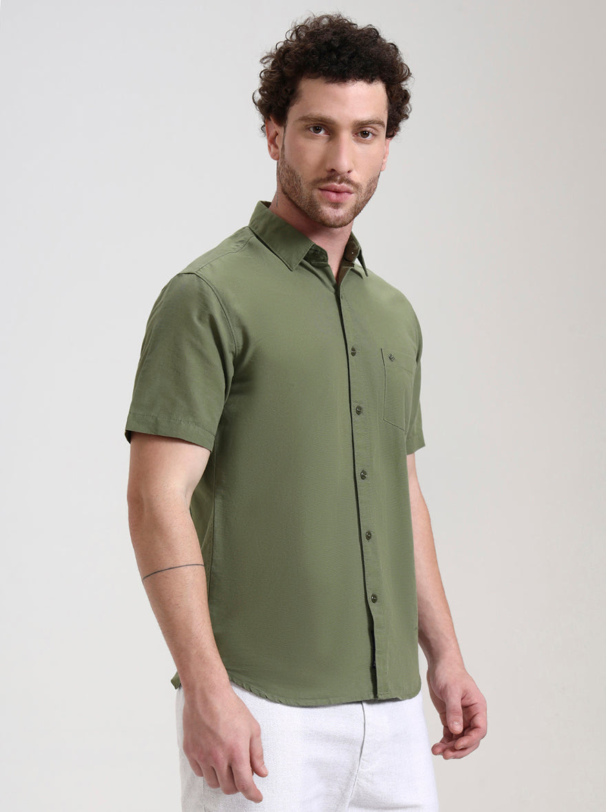 Pista Green Solid Slim Fit Casual Shirt | Greenfibre