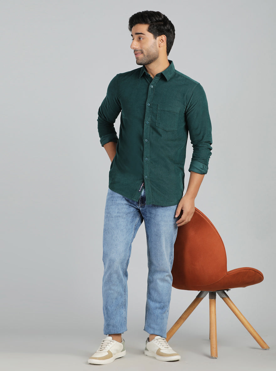 Green Solid Slim Fit Casual Shirt | JadeBlue