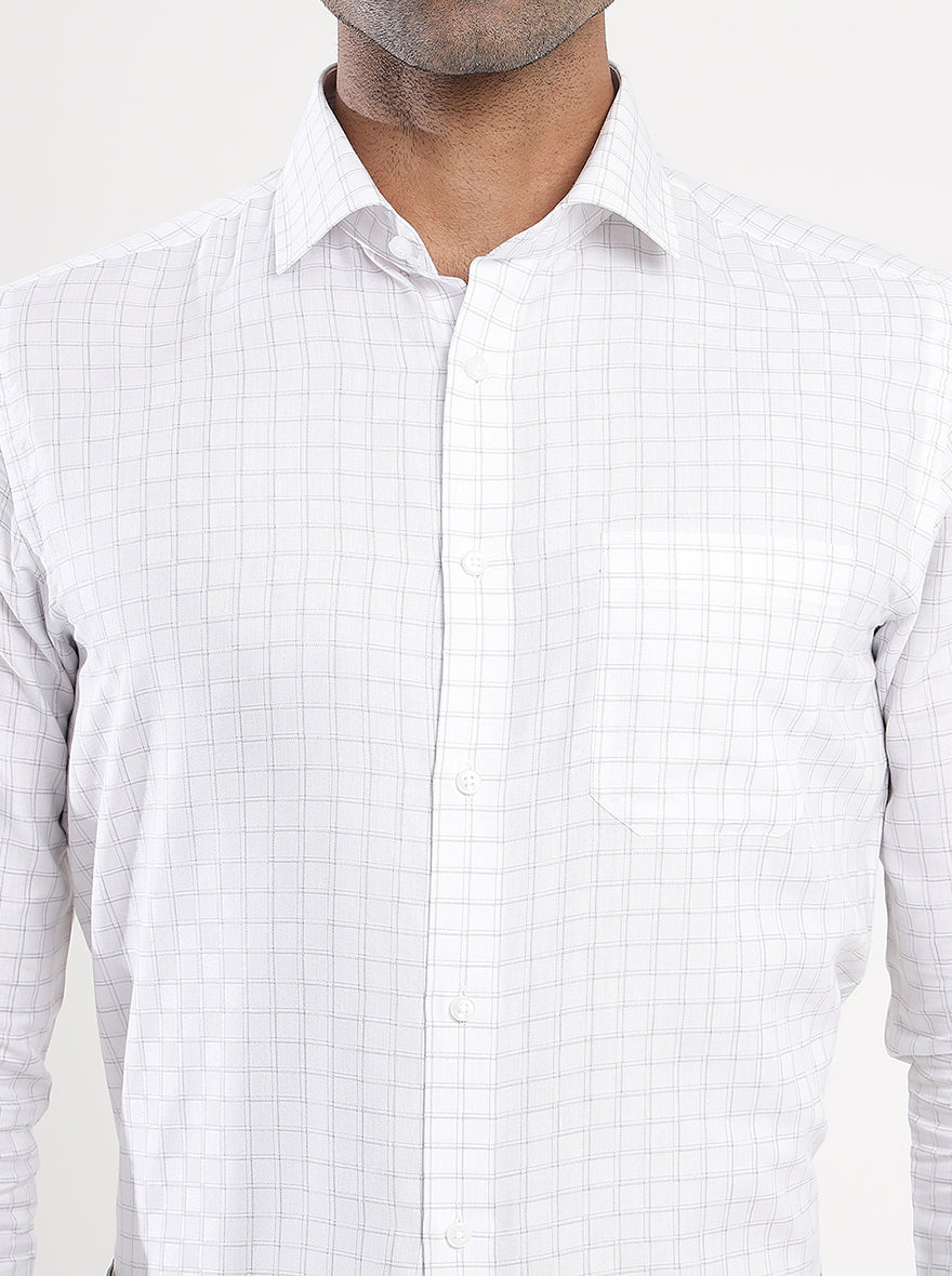 Off White Checked Slim Fit Formal Shirt | Greenfibre