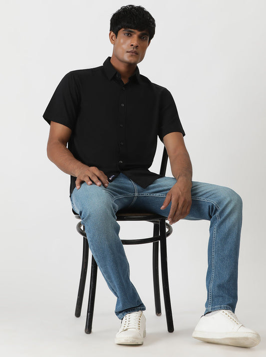 Black Solid Slim Fit Casual Shirt | Greenfibre