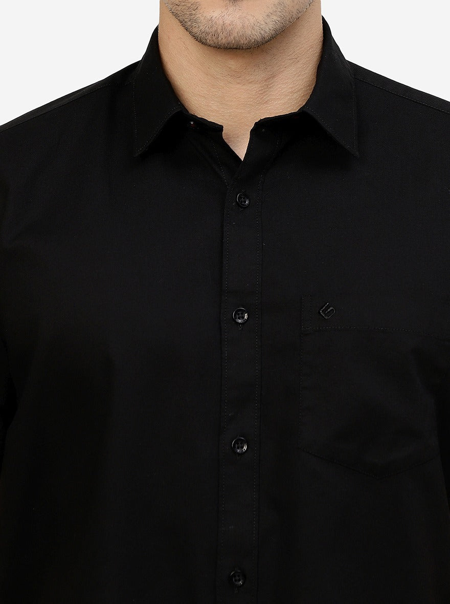 Black Solid Smart Fit Semi Casual Shirt | Greenfibre