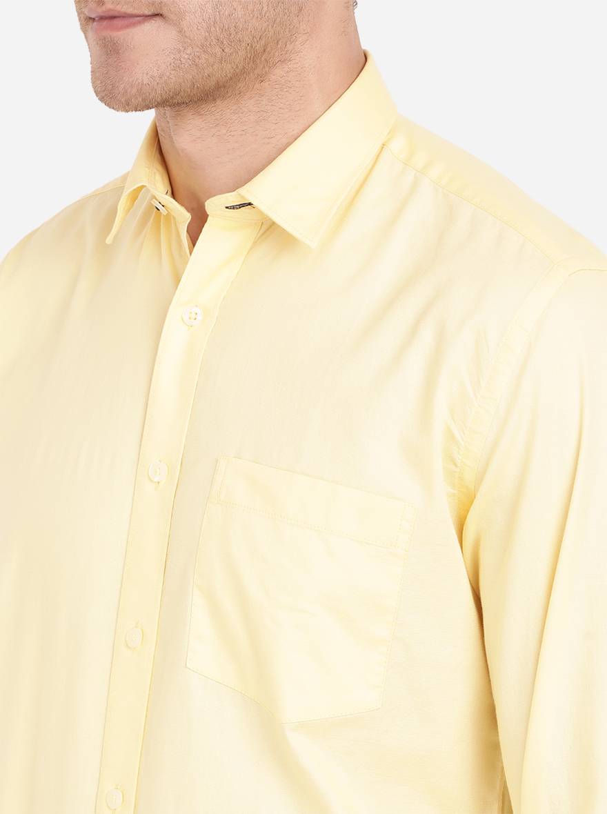 Pale Yellow Solid Slim Fit Casual Shirt | Greenfibre