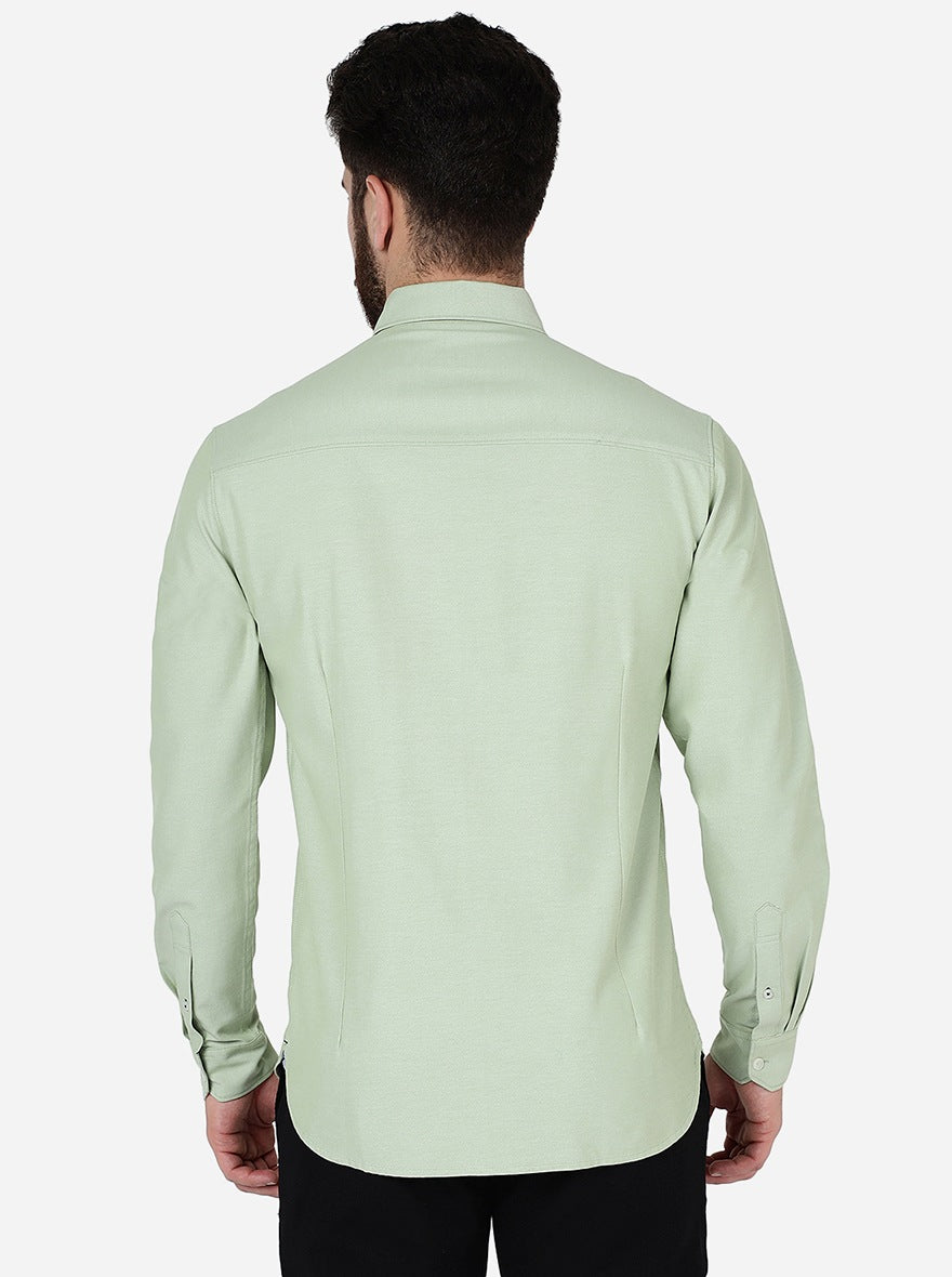 Tea Green Solid Slim Fit Casual Shirt | Greenfibre