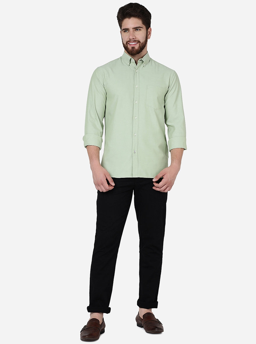 Tea Green Solid Slim Fit Casual Shirt | Greenfibre